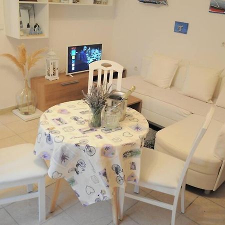Little House Kucica Villa Banjol Екстериор снимка